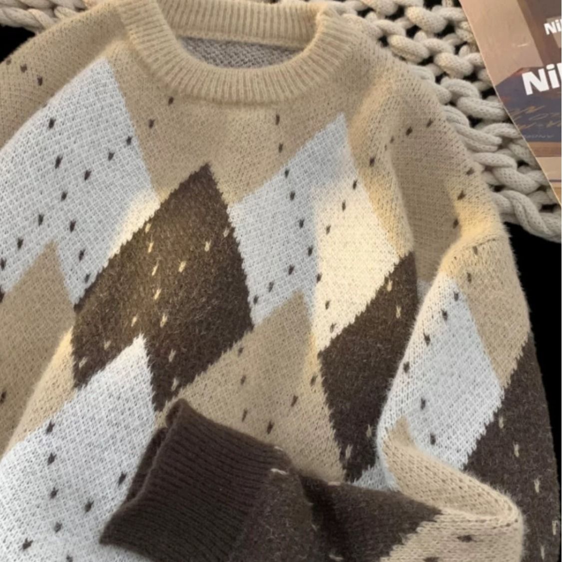 girl Christmas Couple Outfit Autumn Winter Ins Trend Loose Argyle Round Neck Pullover High-end Lazy Style Knitted Sweater_ecoleips.com
