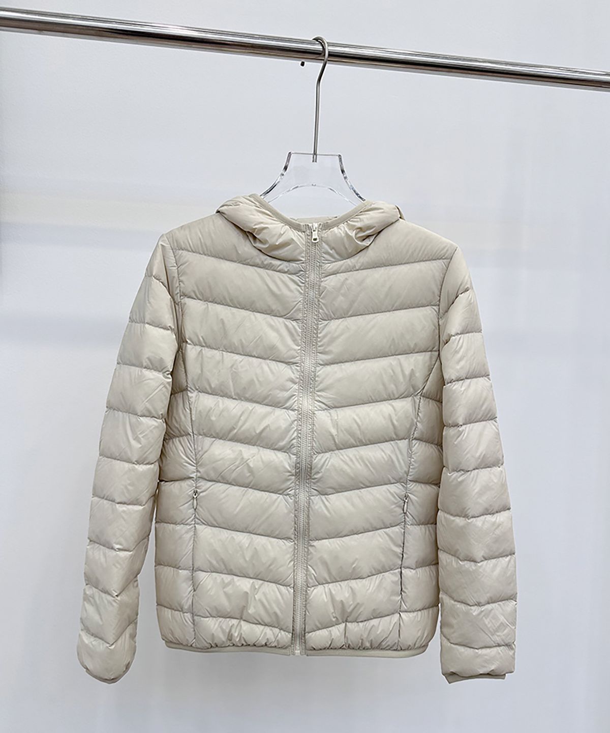 girl Girl Ribbed Jacket For Women, Short And Lightweight, 2025 Winter New Thickened White Duck Down Casual Sports Hooded Coat_ecoleips.com