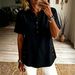 Summer New Women's Henley Collar Top Half Open Short Sleeve Side Buttons Loose Casual Solid Color T-Shirt_ecoleips.com