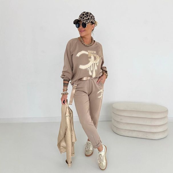 Women's Knit Tracksuit Set With 3D Letter Print Long Sleeve Top And Cropped Pants - Comfortable Polyester Lounge Wear For Casual Outings_ecoleips.com