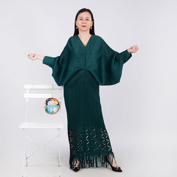 Women's Pleated V-Neck Batwing Dress – Crinkle Textured Maxi Dress – Plus Size Elegant Tunic (One Size Fits S-L)_ecoleips.com