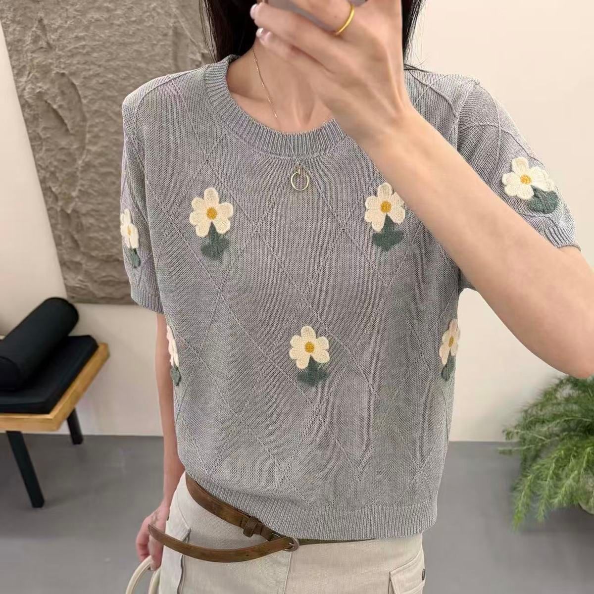 Small Floral Embroidery Puff Sleeve Ice Silk Knit Top For Women, European Station 2026 Spring New European-Style Women's_ecoleips.com