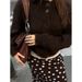 A Casual Yet Elegant Long-Sleeved Jacket With Simple Buttons, Paired With A Relaxed Yet Stylish Sweater In A Retro-Chic_ecoleips.com