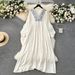Women's New Embroidery V Neck Loose Long Ethnic Style Holiday Dress_ecoleips.com