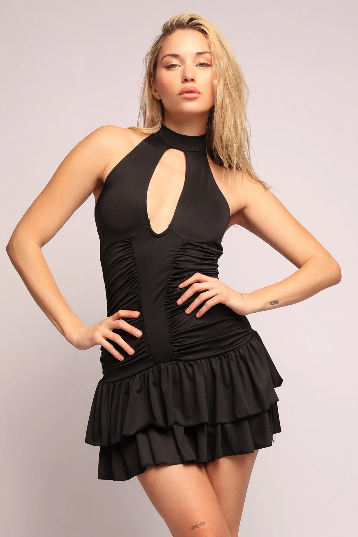 Fashionable Strapless Halter Neck Dress European American Style Summer Short Skirt Backless Ruched French Sexy Women's Clothing_ecoleips.com