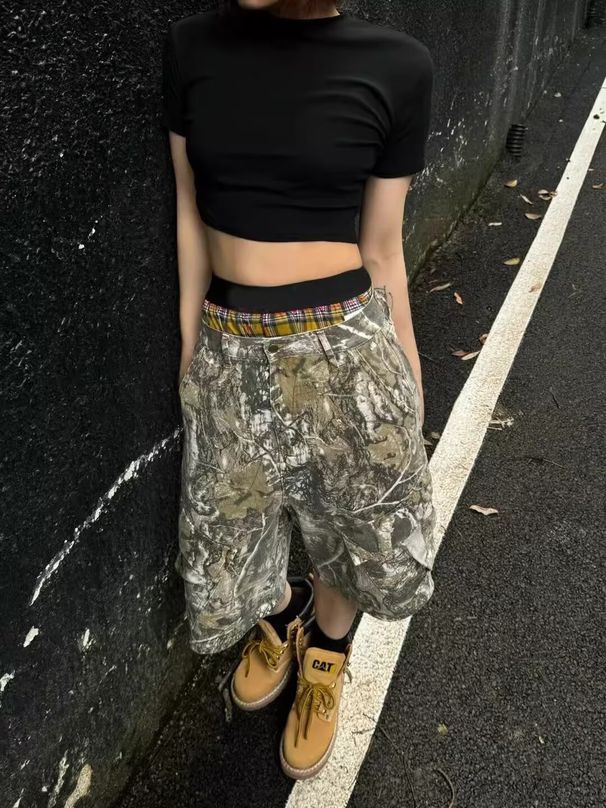 Women's Clothing Retro Distressed Tree Branches Camouflage Print Loose Straight Casual Pants Cropped Pants_ecoleips.com