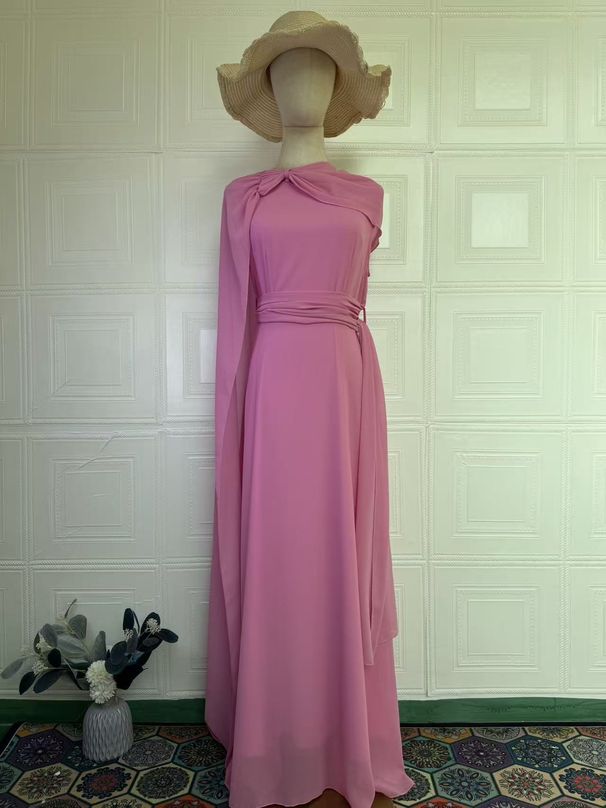 Elegant Winter Sleeveless Long Dress For Women - Slim Fit Formal Evening Gown With Flowing Hemline In Soft Polyester Blend_ecoleips.com