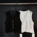 Elegant Sleeveless V-Neck Vest With Single-Breasted Buttons & Embroidered Lace Detail - Breathable Linen Blend Cropped Top For Women_ecoleips.com