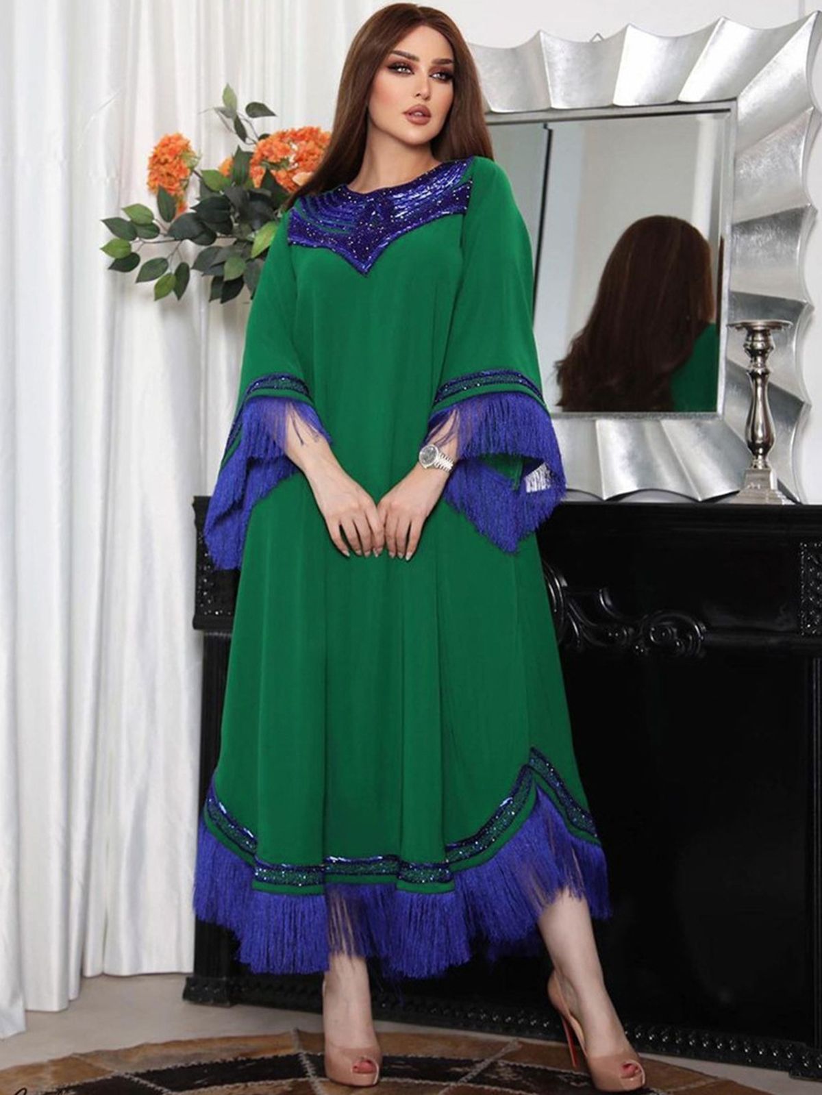 2024 Cross-Border Green Long-Sleeve Sequin Tassel Patchwork Middle Eastern Women's Arabic Dress_ecoleips.com