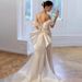 Elegant Luxurious Mermaid Silhouette off the Shoulder Bridal Gown Shimmering Lightweight High End Wedding Dress 2026 New Style_ecoleips.com