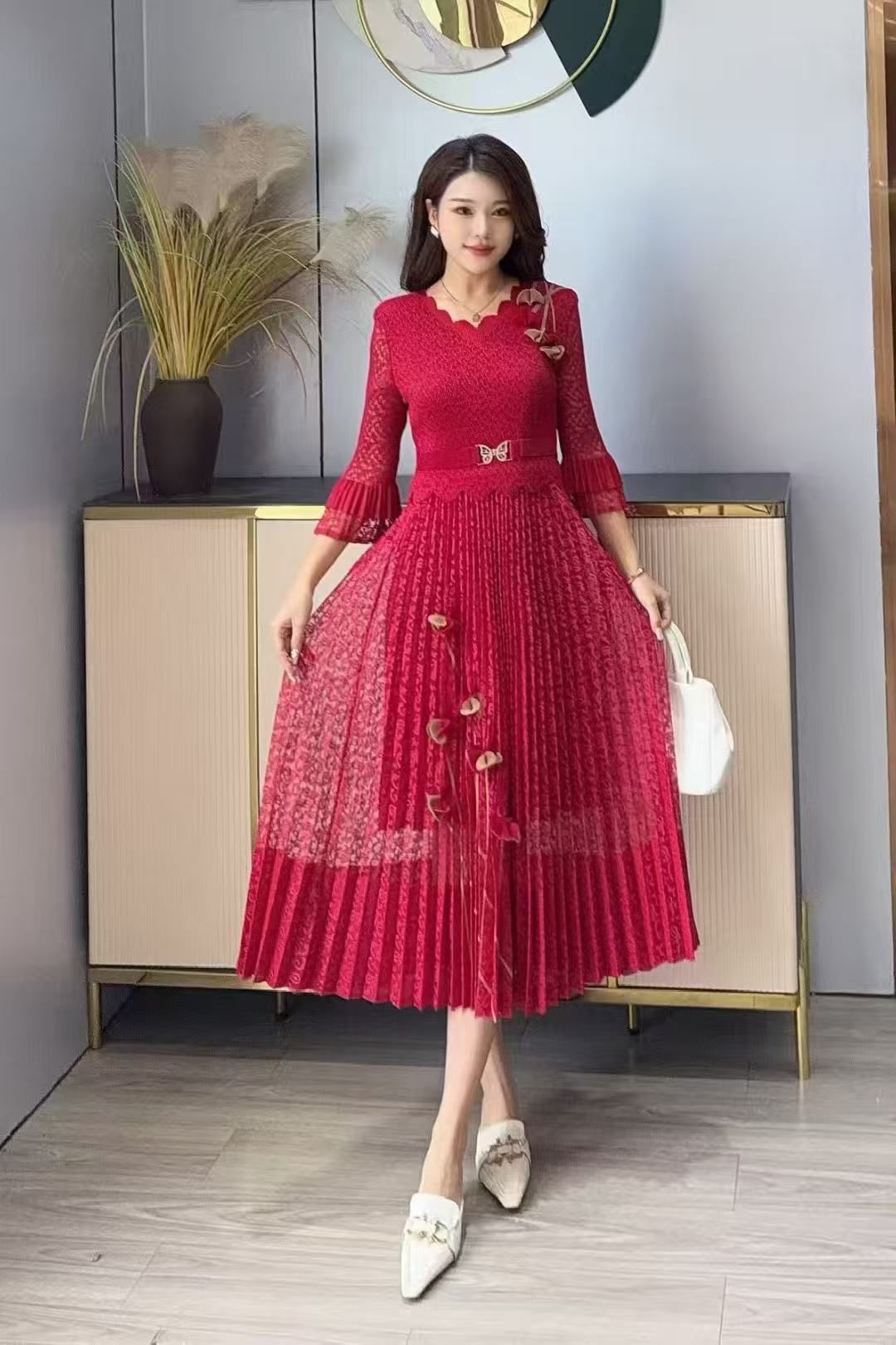 Women's Elegant Pleated Dress Solid Color Slimming Tummy Concealing Mesh Patchwork Magic Slim Dress For All Seasons_ecoleips.com