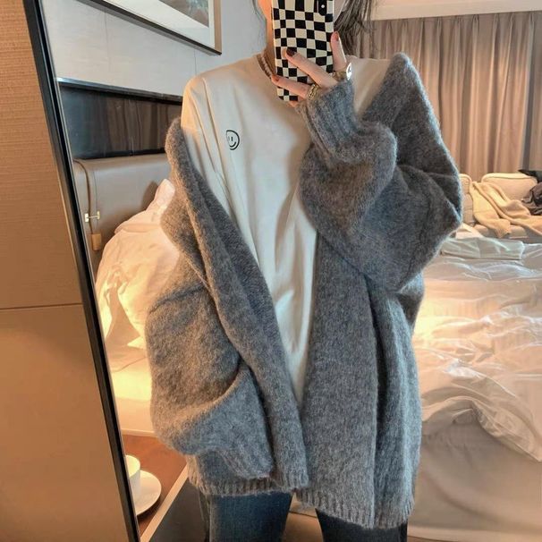 soft grey round neck sweater for men & women breathab cose blend casual pullover, streetwear ential_ecoleips.com