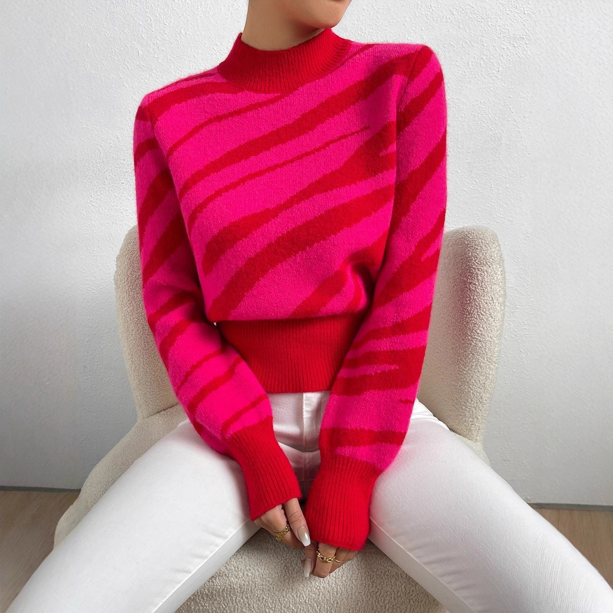 Zebra Print Sweater – Acrylic Knit Top With Round Neck & Long Sleeves (XS-XL, Red, Animal Print, Fall/Winter Fashion)_ecoleips.com
