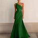 Elegant One-Shoulder Long Evening Gown Slim Fit Formal Party Dress for Banquet Prom Women's Clothing_ecoleips.com