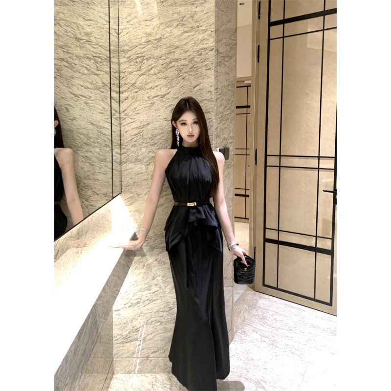 French Style High-End Fashion 2025 Summer New Halter Neck Vest Top Elegant Half Skirt Two-Piece Set For Women_ecoleips.com