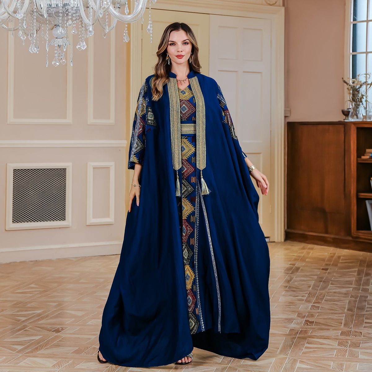Modest Abaya Dress/Muslim Dress Women Elegant Embroidered Abaya Dress – Modest Long Sleeve Maxi Robe With 3D Floral Patterns (M-XXL)_ecoleips.com