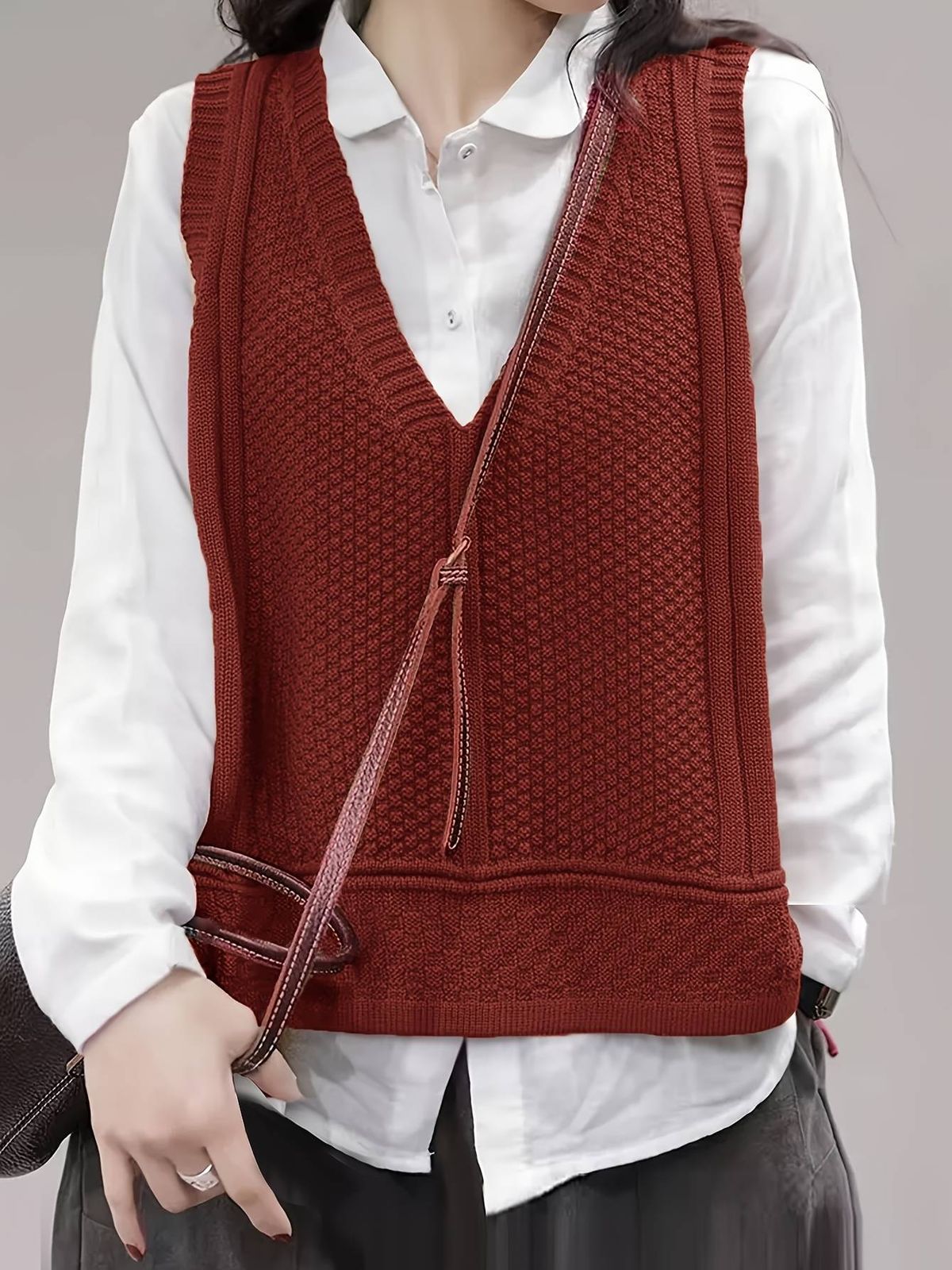 Plus Size V-Neck Knitted Vest For Women, Loose Sleeveless Sweater, Retro Casual Style, Solid Layering Piece For Spring Autumn_ecoleips.com