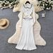 Chic Contrast-Collar Knit Dress – Parisian-Inspired Waist-Defining Elegance (Yellow/Taupe/White/Black, Stretch Blend, Sweet & Sophisticated Style)_ecoleips.com