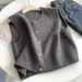 K Gentle Single Breasted Small Gold Button Round Neck Slimming Knitted Vest For Women, Loose Fitting Camisole Top. No Accessories_ecoleips.com