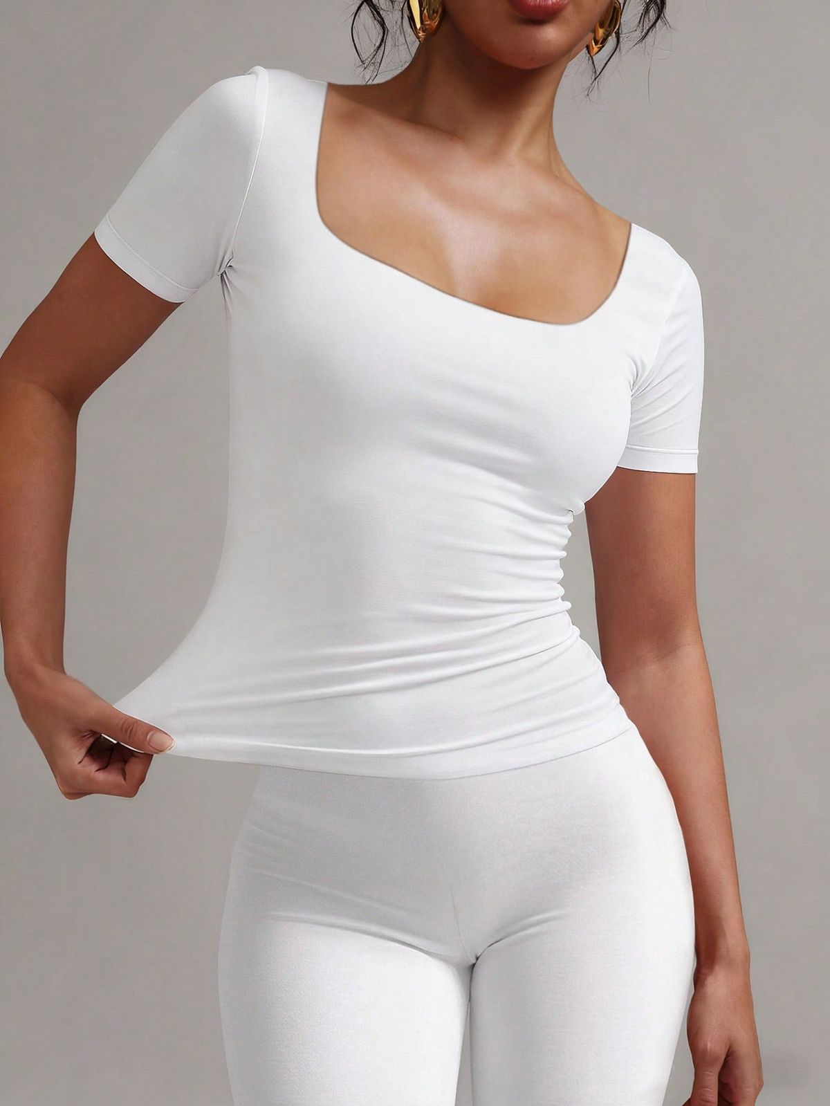 Summer Women's U Neck T-Shirt Simple Casual Versatile Fashionable Pullover Slim Fit Short Sleeve New Style_ecoleips.com