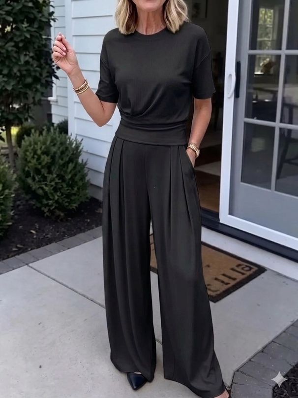 Women's Summer Two-Piece Set Short-Sleeved Loose round Neck T-Shirt And Wide Leg Pants Casual Comfortable Outfit_ecoleips.com