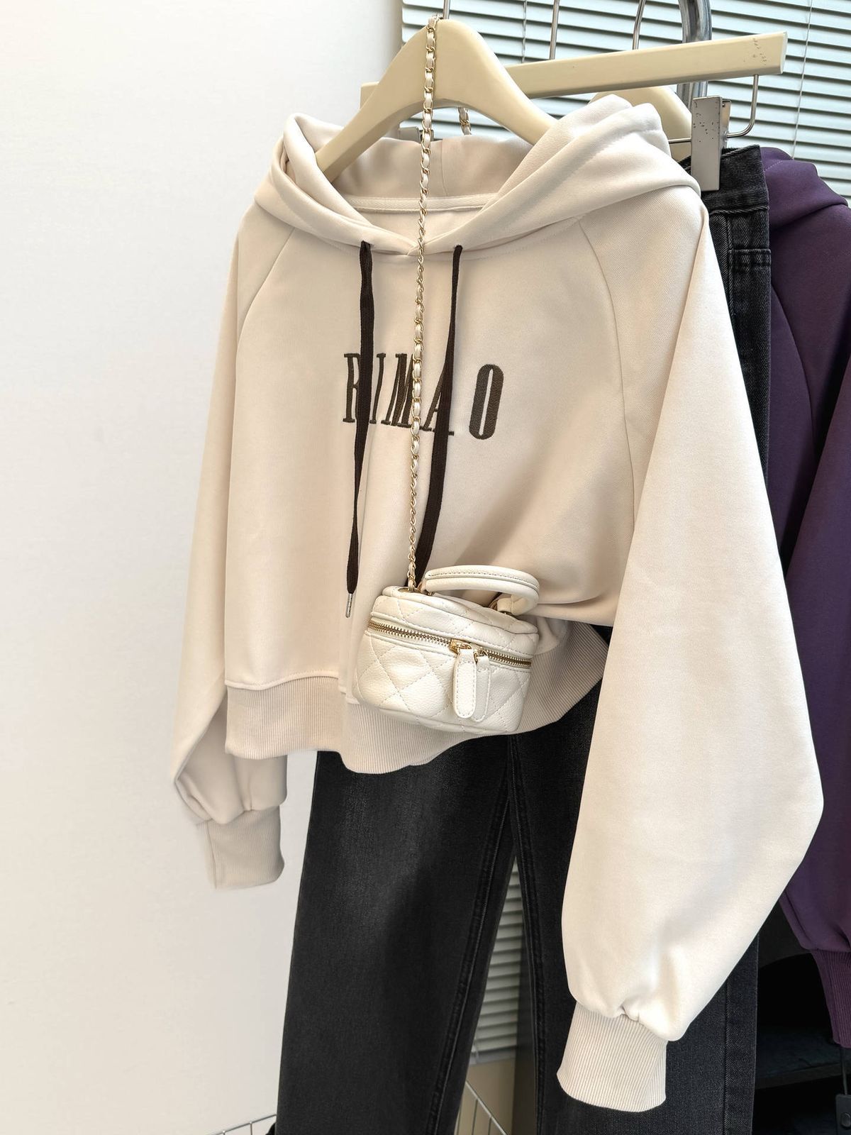 real-shot Hooded Sweatshirt For Women, Spring And Autumn Thin Style, Korean Version, Loose Fit, Short_ecoleips.com