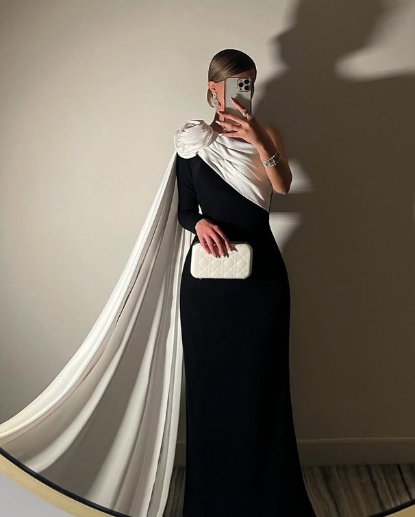 Dramatic Floral Cape Evening Gown – Sexy One-Shoulder Ball Gown For Weddings & Galas (S-XXL, Black/White)_ecoleips.com