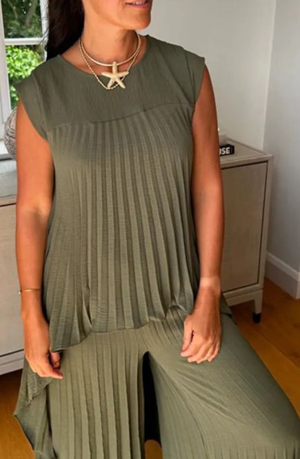 Women's Clothing American Style Round Neck Solid Color Raglan Sleeve Top With Wrinkled Mid Waist Straight Leg Pants Two Piece Set Casual Polyester_ecoleips.com