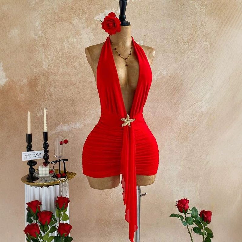 Red Crisscross V-Neck Bodycon Mini Dress for Women with Starfish Charm And Flowing Tie Detail_ecoleips.com