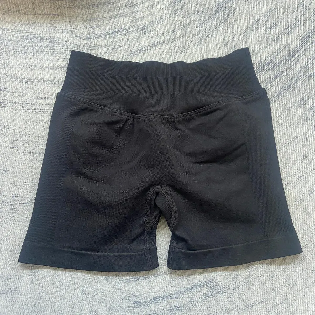 Dfynes Dyfne Set Short Alternative Candy Color Three-Section Waist Hip-Lifting Seamless Low-Waist Three-Quarter Leggings_ecoleips.com