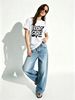 I Don't Care Graffiti Brush Letter Graphic Women Short Sleeve Streetwear T-Shirt_ecoleips.com