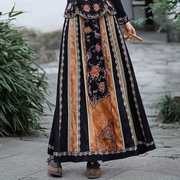 Ethnic Style Women's Clothing, New Chinese Style, Heavily Embroidered, Modified Horse-face Large Hem Vintage A-line_ecoleips.com