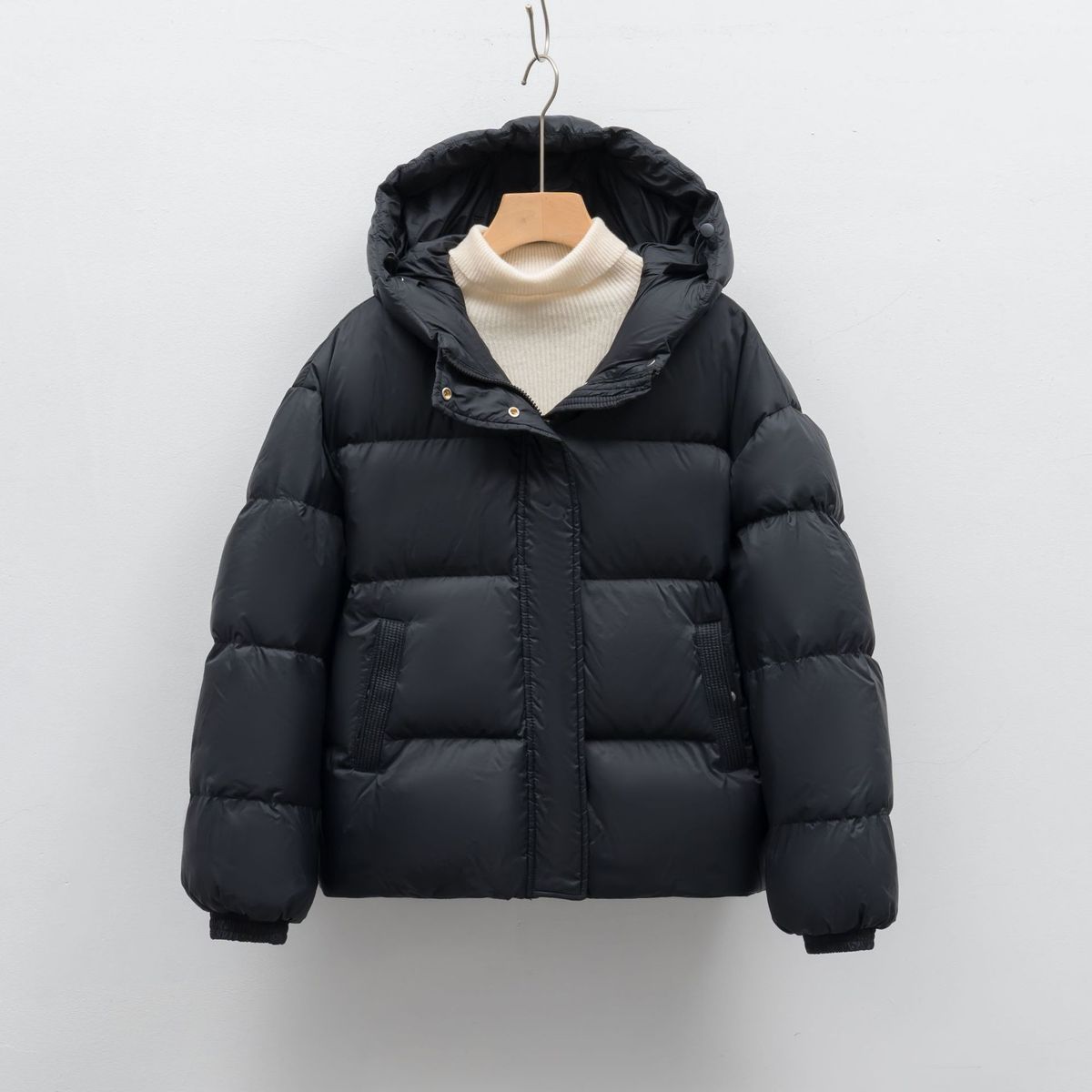 girl Girl Girl Pinghu Chixin Jacket Loose White Duck Down Solid Color Simple Hooded Women's New Winter Warm Thickened Coat_ecoleips.com