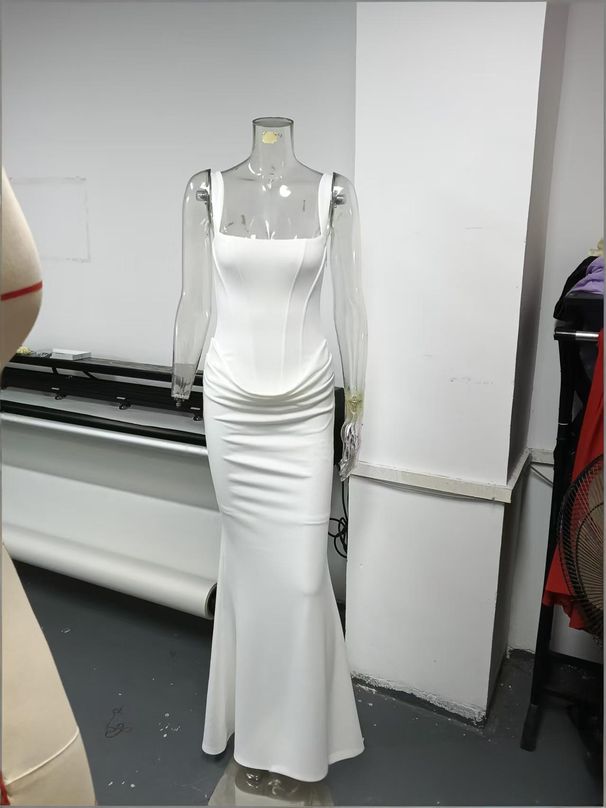 Women's Clothing Women's Slim Fit Halter Dress Waist Cinching Backless Sleeveless Tie Up Solid Color European And American Style Dress_ecoleips.com
