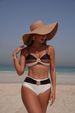 Women's Scallop Trim Bikini Set – Sexy Two-Piece Swimwear With Underwire & Padded Cups, Solid Color_ecoleips.com