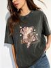 Leopard Print Lightning Bolt Boot Pattern, Retro Western Style Women's T-shirt, Acid-washed Oversized Loose Fit, Perfect For Country Music Festivals._ecoleips.com