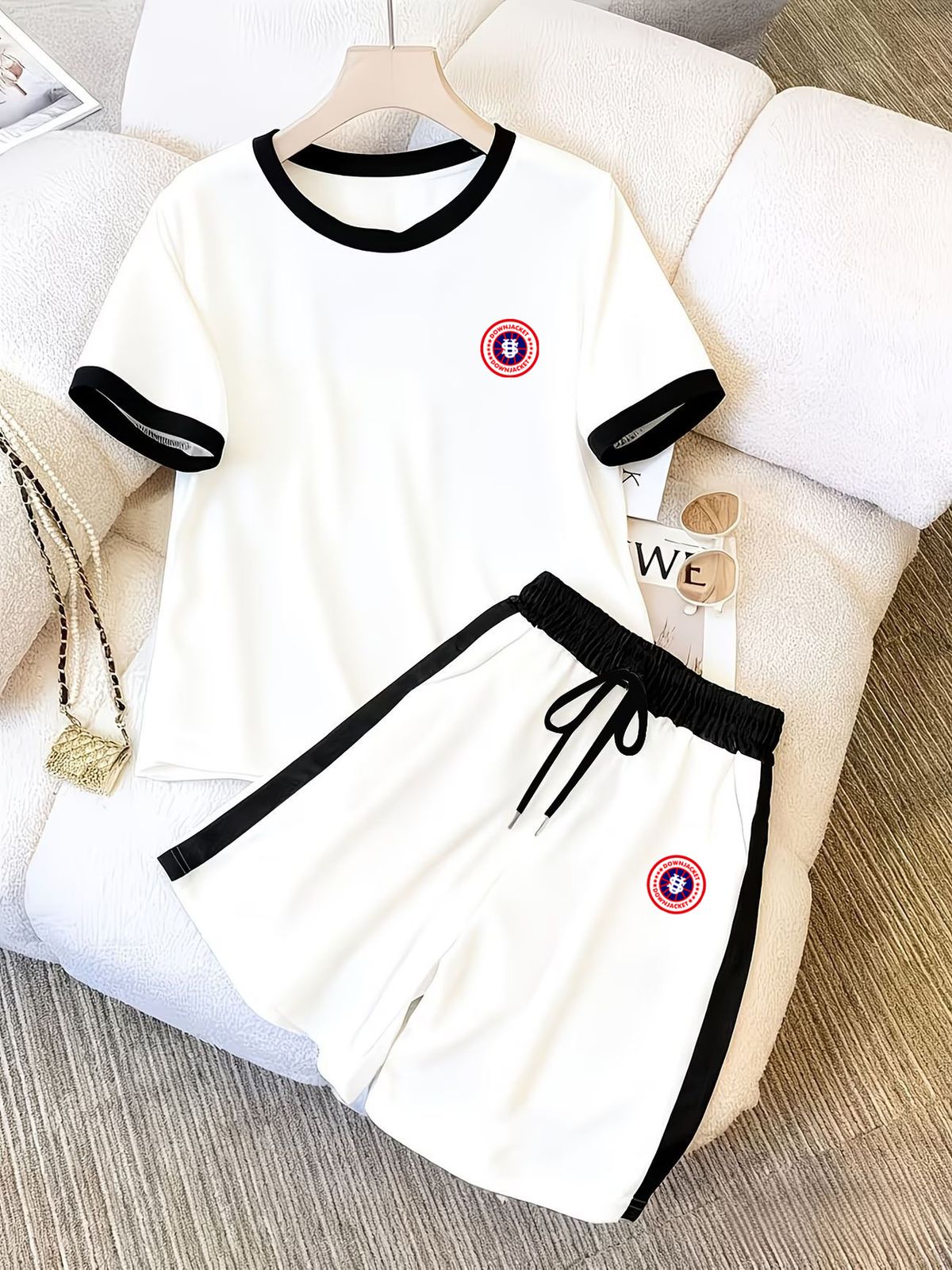 Women's Printed Short-Sleeve Tee & Shorts Set - Korean-Inspired Slim Fit Outfit For Summer-9_ecoleips.com