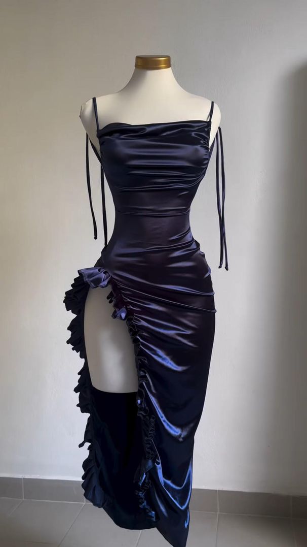 Elegant Satin Sleeveless Slit Dress - V-Neck High Waist Bodycon Long Dress For Women (Purple, Blue)_ecoleips.com