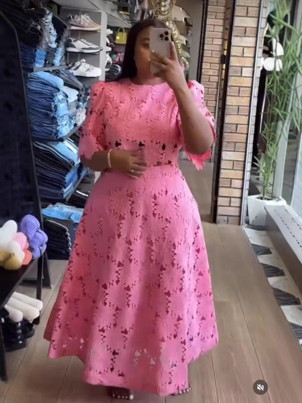 Women's Elegant French Lace Hollow out Casual Blouse Breathable Stylish Summer Top with Floral Embroidery Fashion Set_ecoleips.com