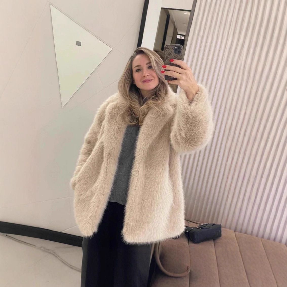Women’s Belted Faux Fur Coat – Oversized Lapel Jacket With Russian-Style Collar (S/M/L, Coffee/Grey/Beige/Black)_ecoleips.com