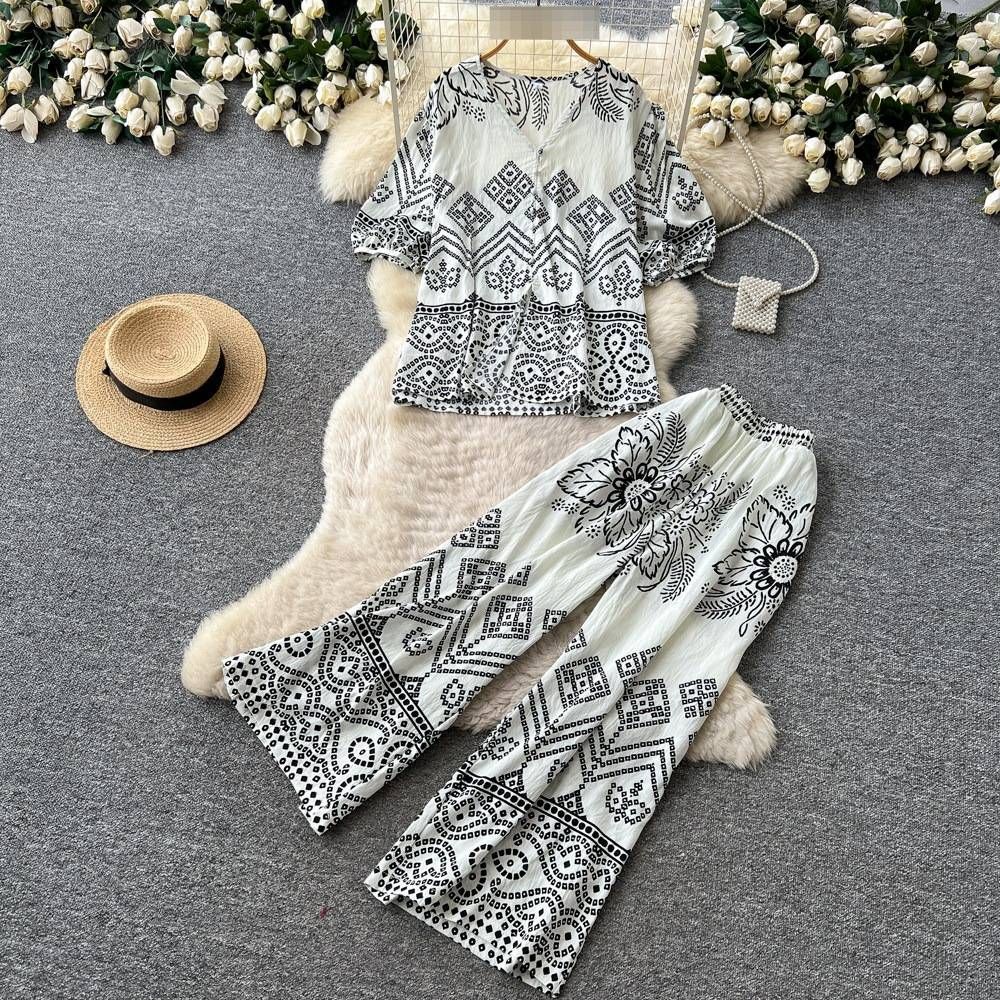 Women's Clothing Women's Green Floral Print Two Piece Set Elegant Slimming Wide Leg Pants V Neck Fashionable Commuter Suit Summer Style_ecoleips.com