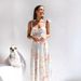 Stylish Floral Print V Neck Spaghetti Strap Dress Waist‑Defined Mid‑Length Summer Dress For Women_ecoleips.com