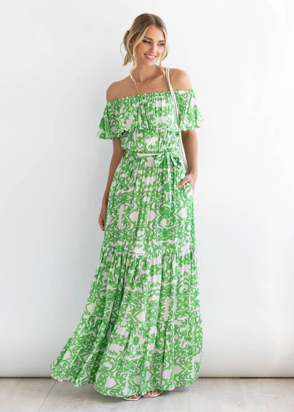 2026 Cross-Border European And American Women's Fashion Spring/Summer New Printed Off-Shoulder Tie-Waist Ruffle Hem Long_ecoleips.com
