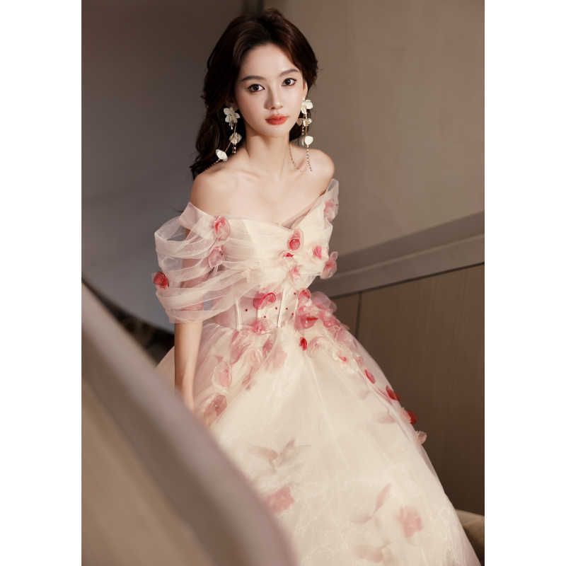 Wedding Dress, Fashionable Off-the-shoulder Gown, 2026 New Model, Host Performance Outfit, Light Luxury Niche, Runaway_ecoleips.com