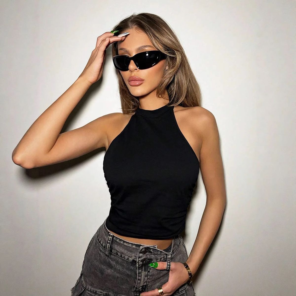 Chic Halter Neck Backless Cami Top With Tie Detail For A Sleek Look Soft And Smooth Fabric Versatile Short Length_ecoleips.com