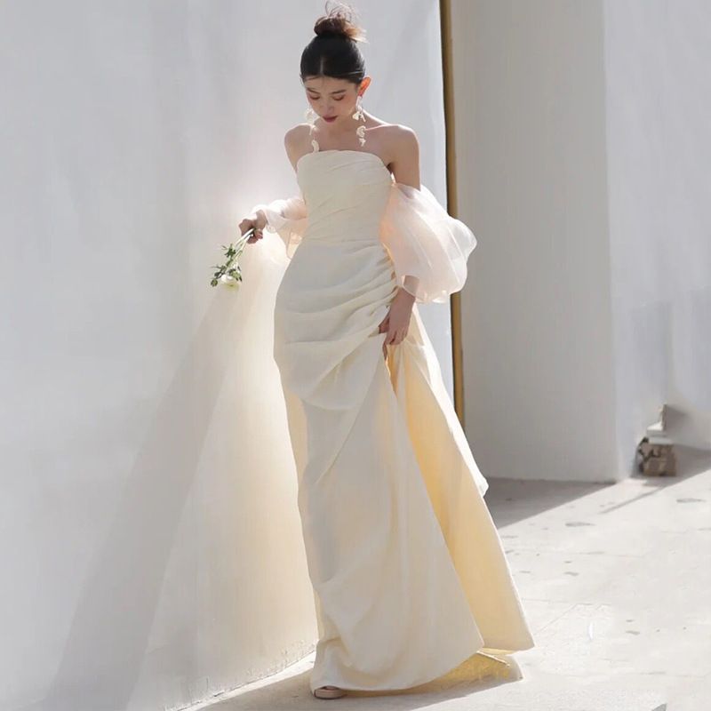 Elegant French Satin Mermaid Wedding Dress For Bride, Nature-Inspired Sweetheart Neckline Gown For Garden Ceremony_ecoleips.com