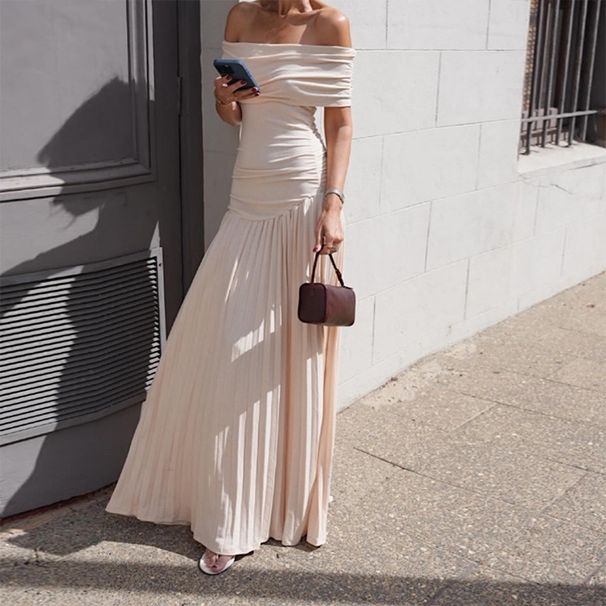 Summer Off-Shoulder Elegant Slim Fit Pleated Strapless Dress for Women European And American Style Cross Border Wholesale_ecoleips.com