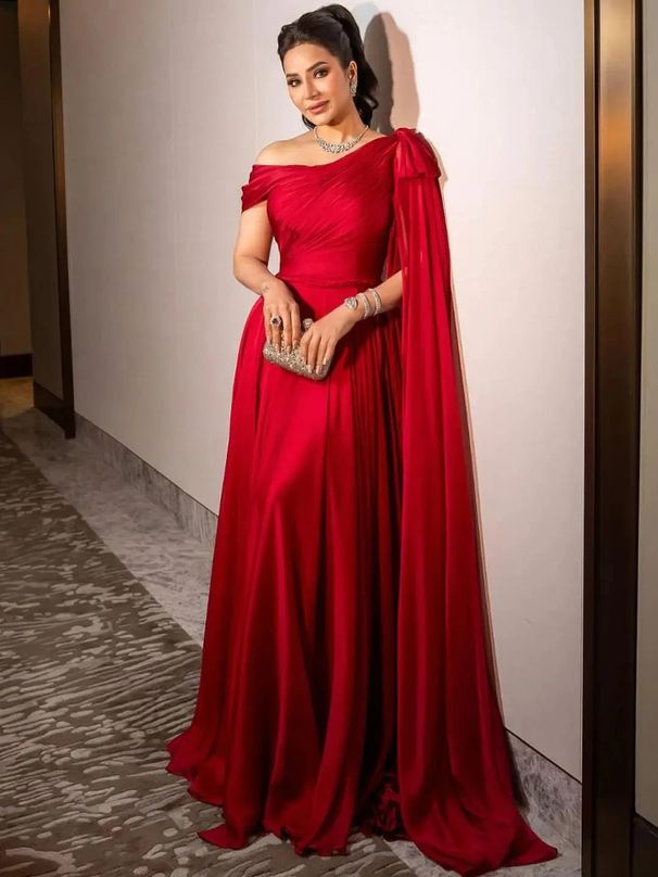 Elegant One-Shoulder Red Evening Gown Floor-Length Sophisticated Dress for Parties And Galas Women's Clothing_ecoleips.com