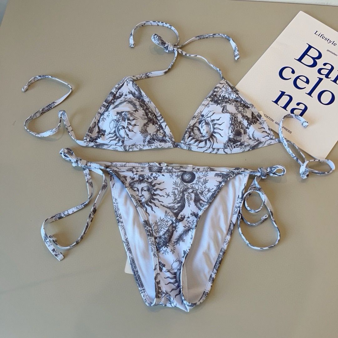 Sexy Style Two-piece Fashion Swimsuit, Holiday Print, European And American Foreign Trade, New Strap Bikini_ecoleips.com