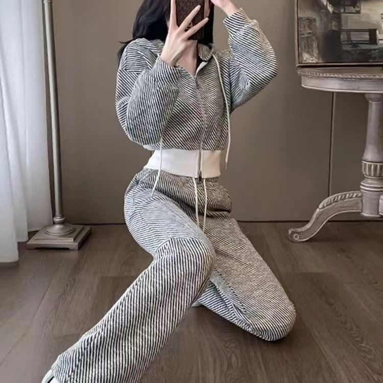 Korean Style Women's Hooded Sportswear Set Casual High Waist Wide Leg Pants Two Piece Outfit For Spring And Autumn_ecoleips.com